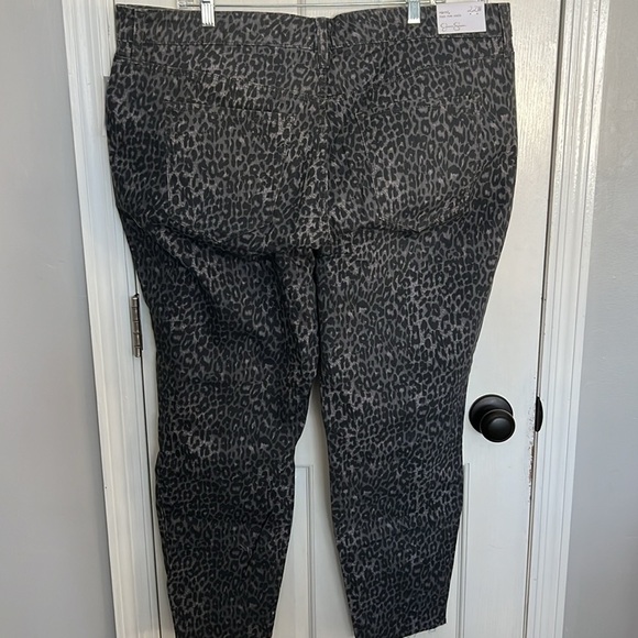 Jessica Simpson 22W adored high rise ankle - Picture 10 of 13